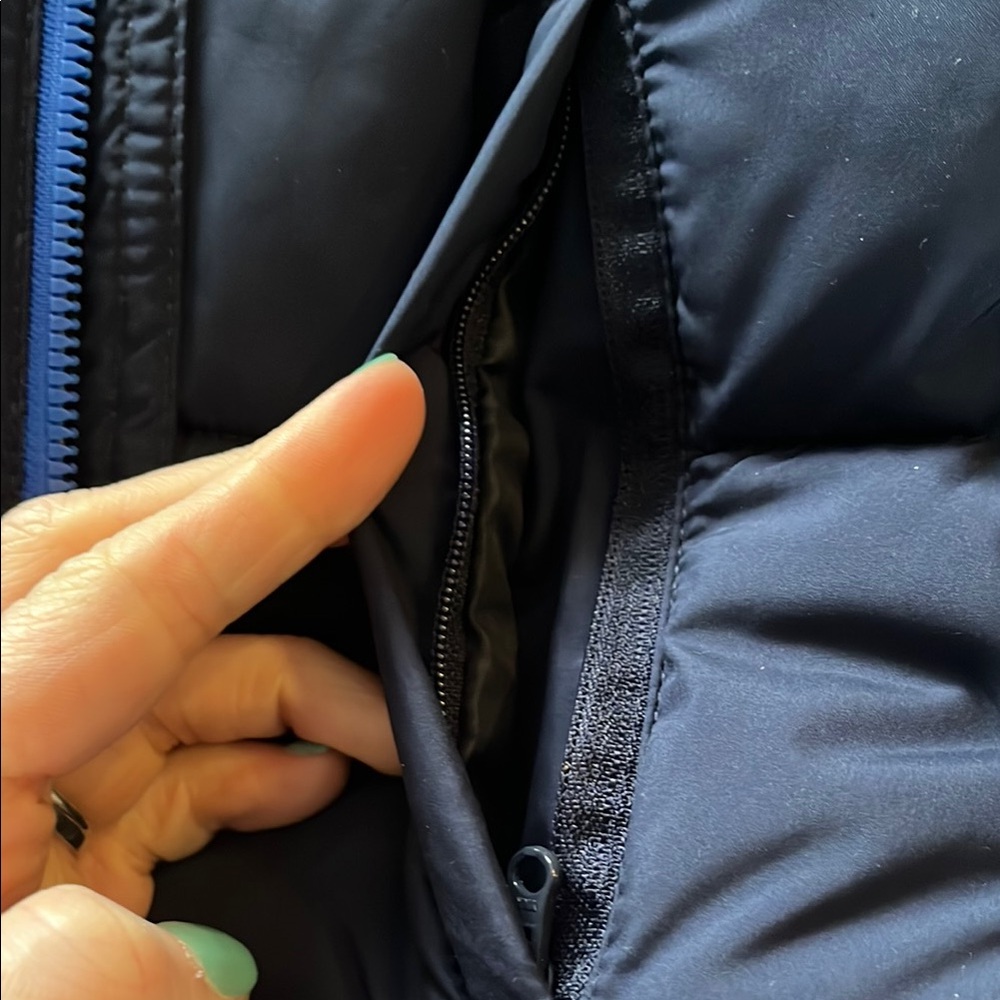 UA Boys’ Puffer Coat - Picture 6 of 9